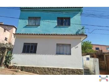 Casa - São Vicente de Minas / MG - Pau Lavrado Rua Paulo Bartholdy, 140