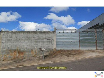 Casa - Itatiba / SP - Loteamento Quinta da Boa Vista Rua Sylvio Garbelline, 160