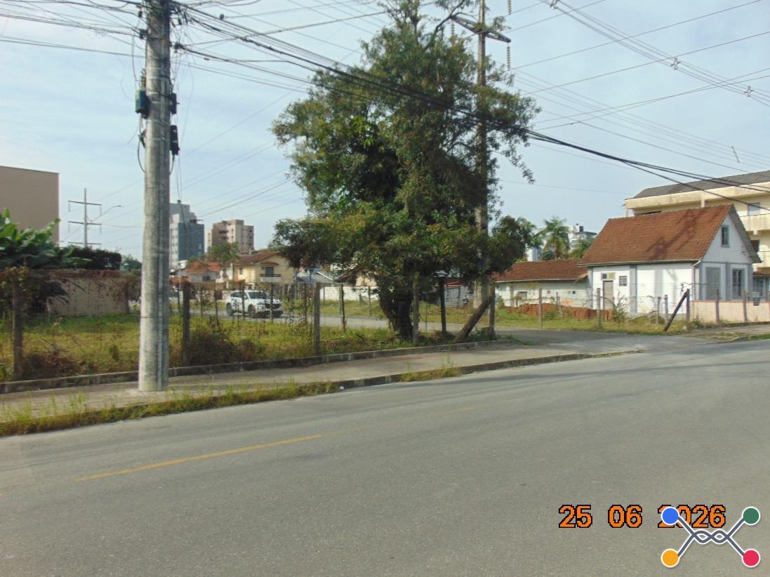 LOTE 03: Terreno em Joinville com àrea de 1.400m²