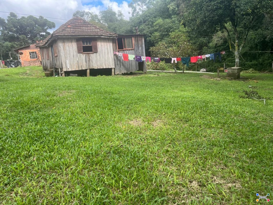 A área ideal de 4.661,04m², em condomínio, Linha Quinca, lotes 19 e 20, município de Sobradinho/RS