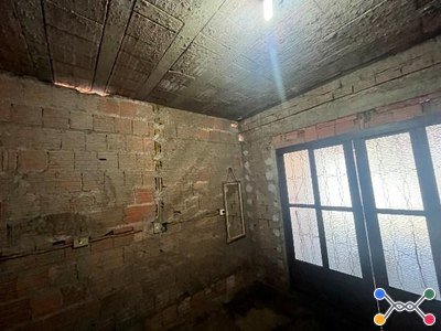 Casa, A.C.102,20; A.T.125,00 (Direitos hereditários)