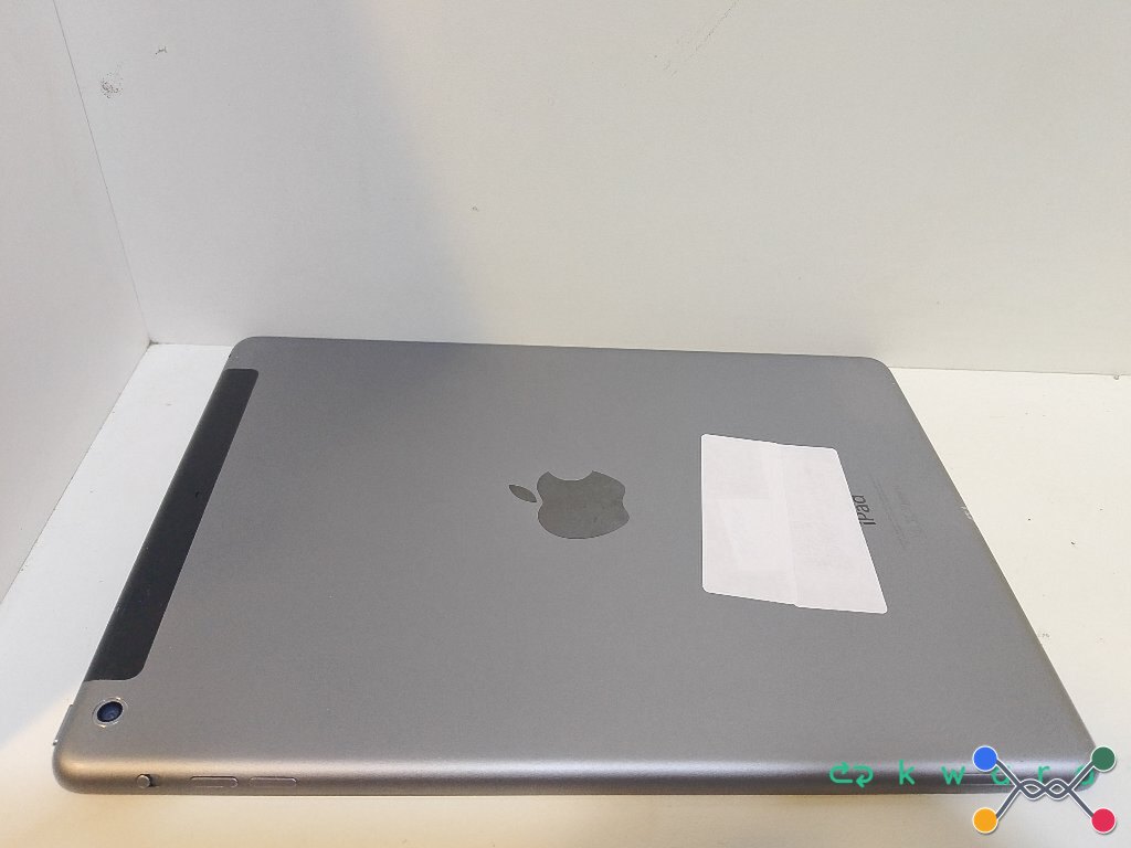 Apple iPad Air 1ª geração A1475 16GB - cinza espacial