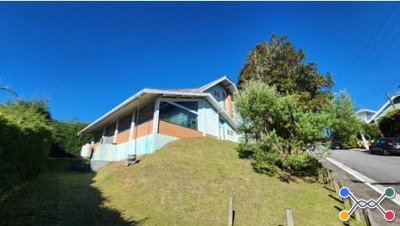 CASA 09, localizada no Condomínio Recanto do Jordão, com área total de terreno de 1.528,89m².