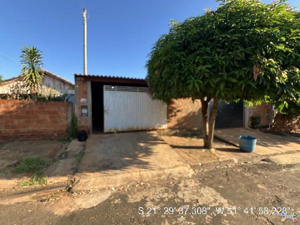 Imóvel para morar ou investir — Casa no Nova Esperanca, Ouro Verde - SP, Nº 571, 2 quartos, 225m²