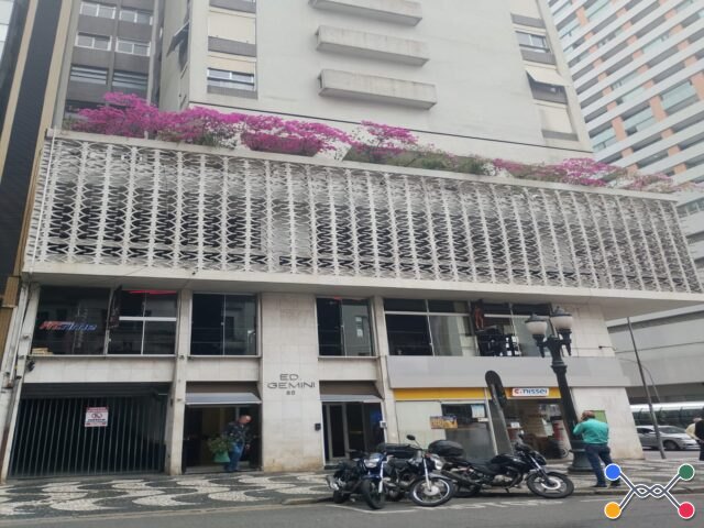 Apartamento na comendador araújo com 158,62m²