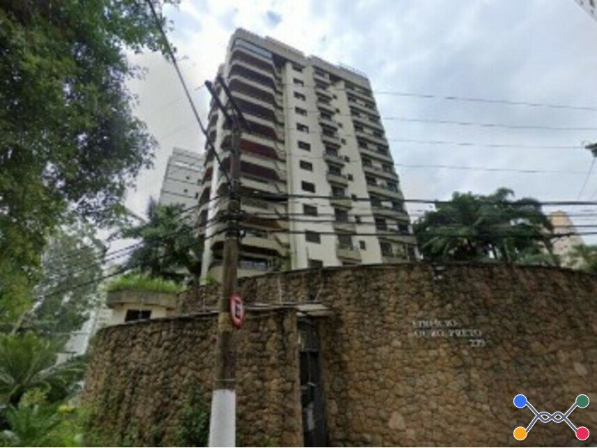 Apartamento à venda em leilão