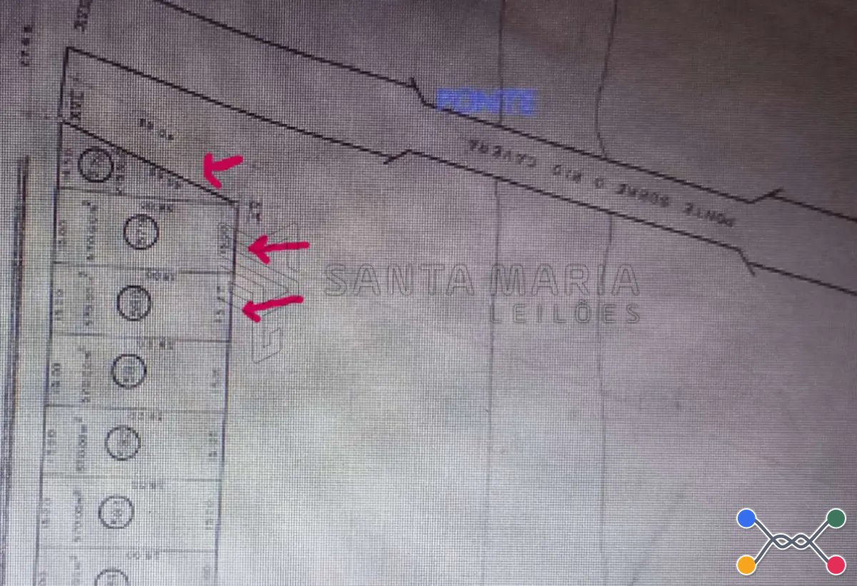 Terreno em alegrete/rs com a área de 570m², designado pelo número quinhentos e setenta e nove 579, da quadra número 42, da avenida ‘’d’’, da área ‘’s1’’, do loteamento denominado ‘’novo balneário caverá’’, no quarteirão formado pelas ruas ‘’e1’’, avenida ‘’d’’ e terras de reci paim franco antunes, com as seguintes medidas e confrontações: 15m de frente à oeste, com a avenida ‘’d’’; 15m de fundos à leste, com terras de reci paim franco antunes; 38m no lado direito ao norte, co