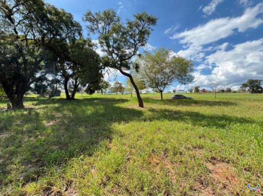 Terreno no loteamento Riviera de Santa Cristina – Gleba VI
