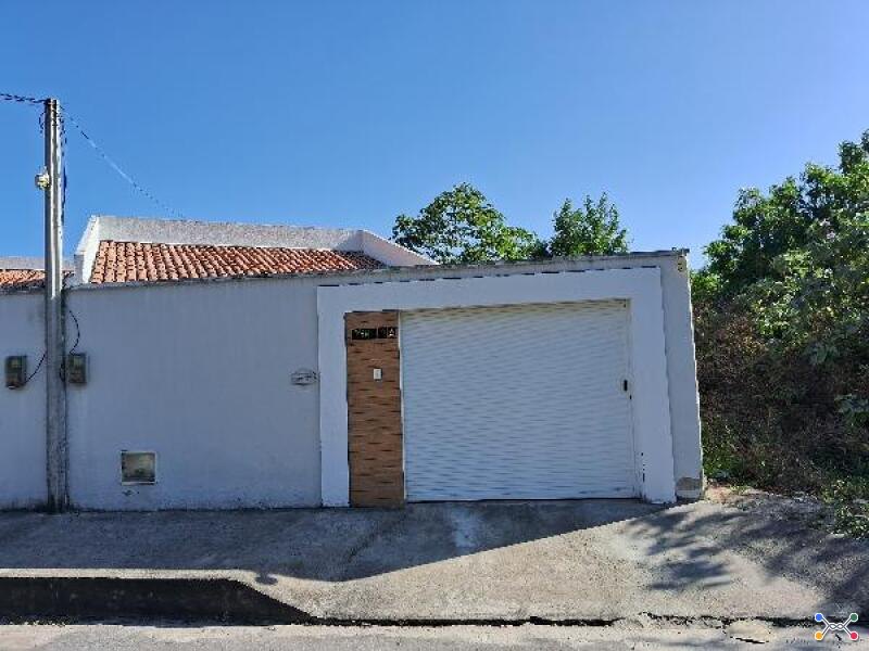Casa em leilão em Alto Alegre, Horizonte/CE