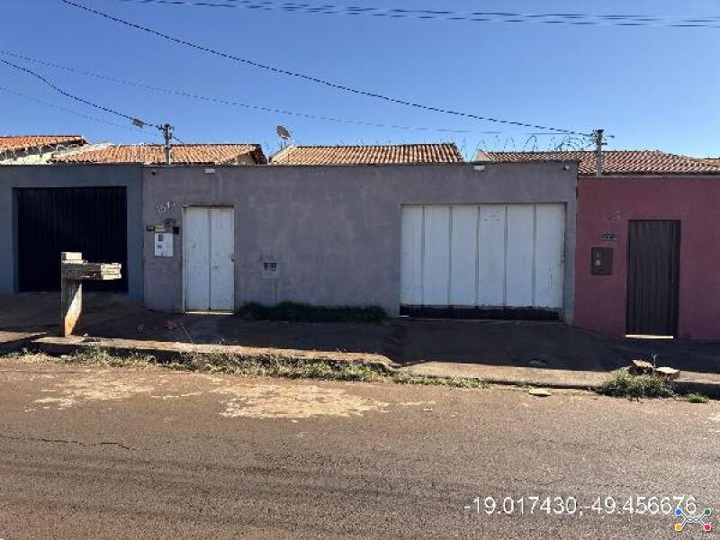 Casa em leilão em Nova Ituiutaba I, Ituiutaba/MG
