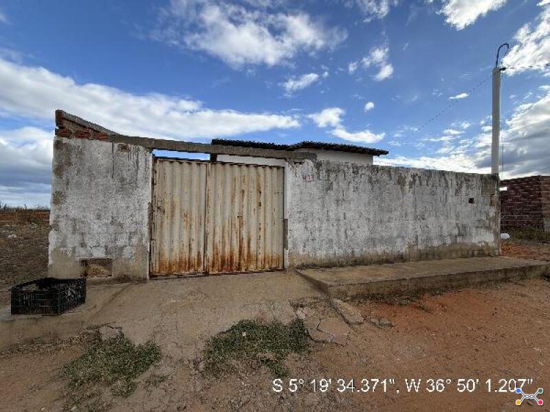 Casa em carnaubais/rn