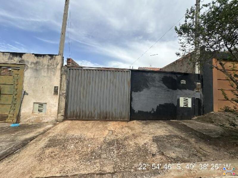 Casa em santa cruz do rio pardo/sp - desconto de 39,53% do valor de avaliação no 2º leilão