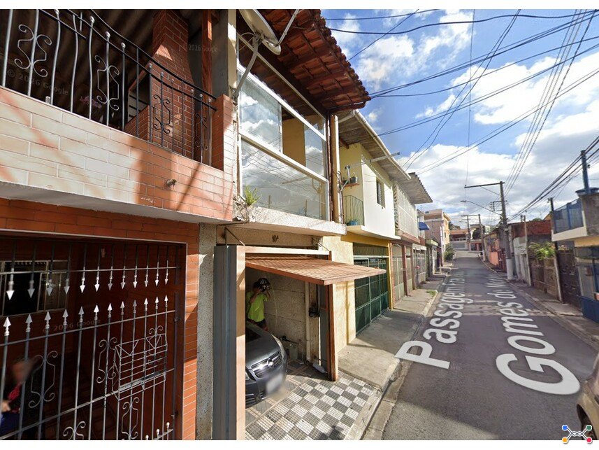 Sobrado à venda em leilão