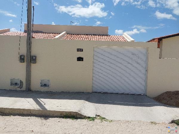 Negócio vantajoso — Casa no Carnaubal, Horizonte - CE, Nº 36F, 2 quartos, 1 vaga, 327,88m²