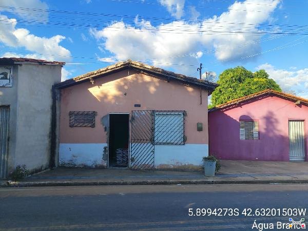 Excelente custo-benefício — Casa no Nova Brasilia, Agua Branca - PI, Nº 376, 2 quartos, 180m²