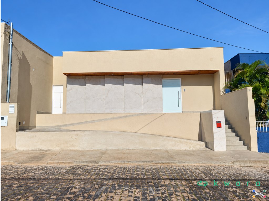 Imóvel Misto de 158m² em Mercês - Uberaba/MG