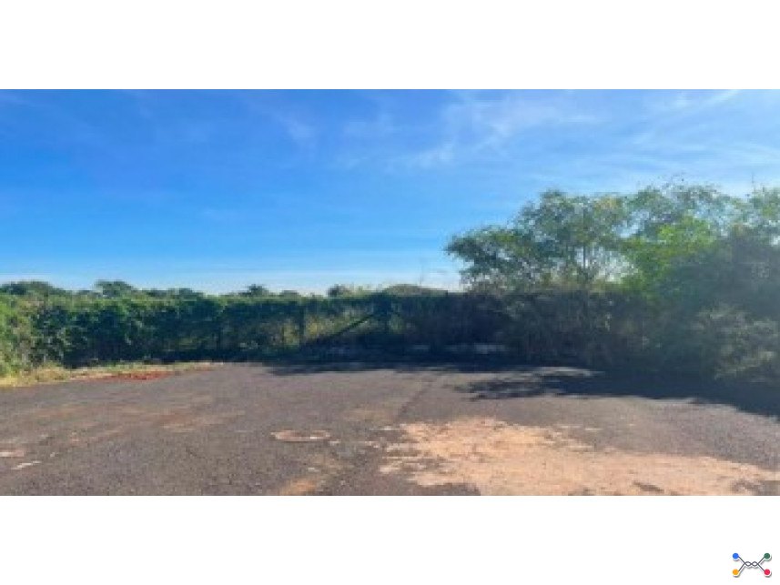 Terreno à venda em leilão