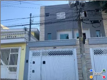 Santo andré/sp - casa nº 01, constituída de 3 pavimentos, condomínio conjunto