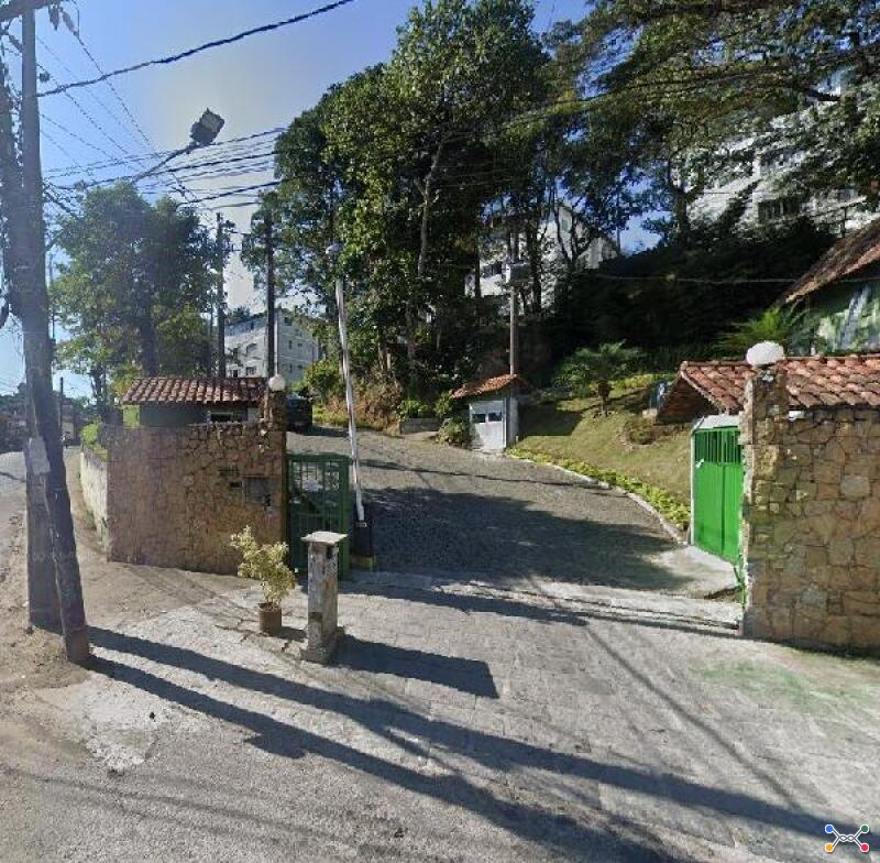 Apartamento em teresopolis/rj - desconto de 40% do valor de avaliação no 2º leilão