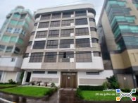 Apto. 230,19m² - 2 Box -12m² cada - Av. Beira Mar- Zona Nova