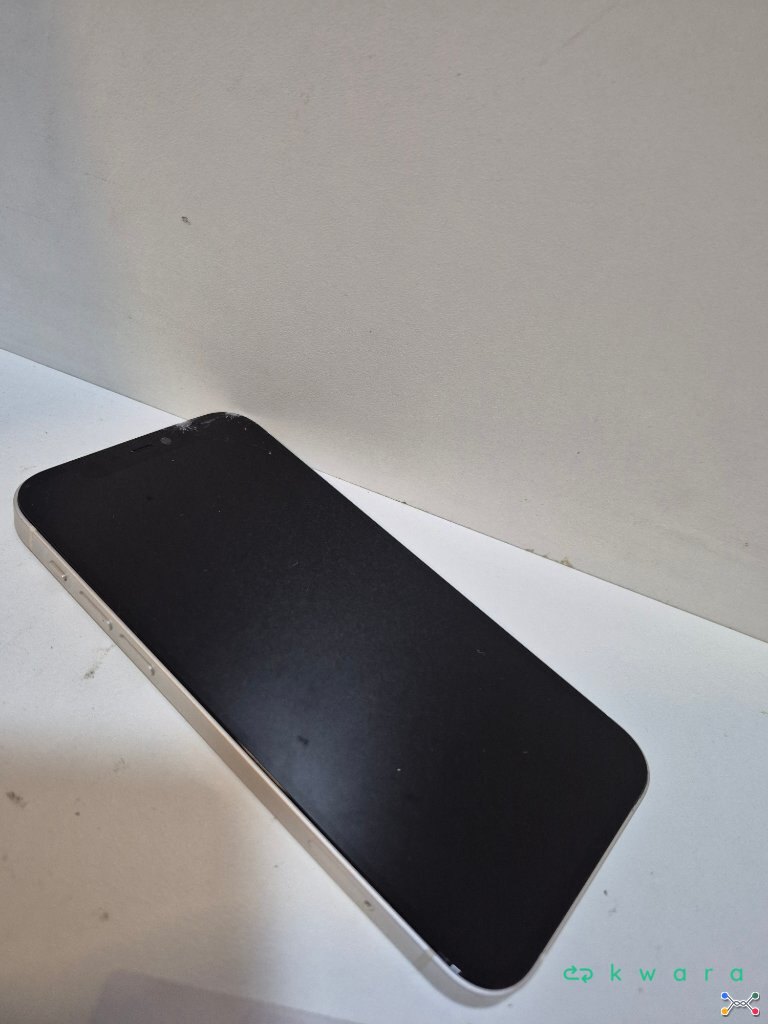 2 Smartphones - iPhone 12 128GB e Samsung Galaxy J5 Prime 32GB