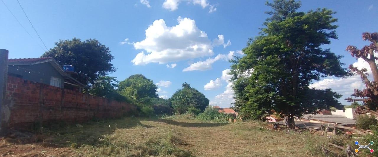 Terreno com área total de 337,50 m², Quadra 133-Lote 08-A, em Mariluz/PR