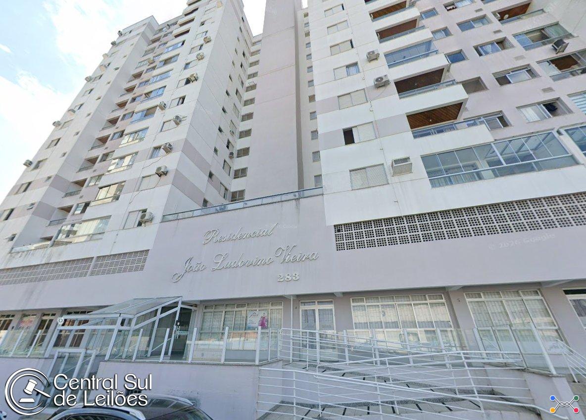 Apartamento nº 1203, no Edifício João Ludovino Vieira, bairro Campinas, em São José/SC