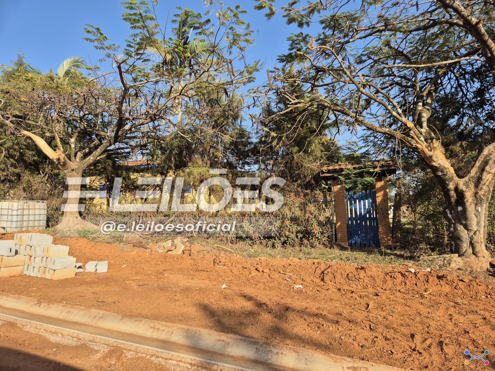 Chácara, área de 1.100m² - Araçoiaba da Serra SP