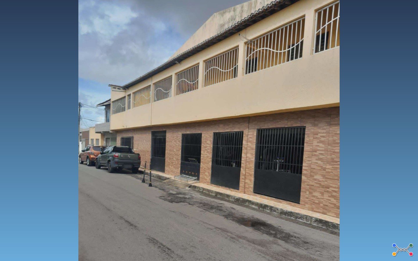 Casa Comercial 417m² – Natal/RNDescriçãoImóvel comercial registrado sob a matrícula nº 49.629 do 1º Cartório de Registro de Imóveis de Natal/RN, correspondente ao Lote 30, Quadra 50, do Loteamento Boa