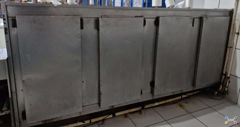 BALCÕES FRIGORÍFICOS em INOX - QUATRO PORTAS com VIDROS na cidade de Cassilândia/MS 1º Leilão: 12/11