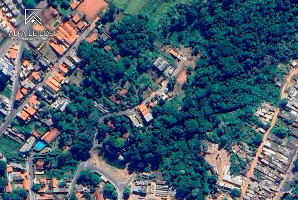 Atibaia (SP) - Casa no Bairro Jardim Colonial com Terreno de 3.984m²