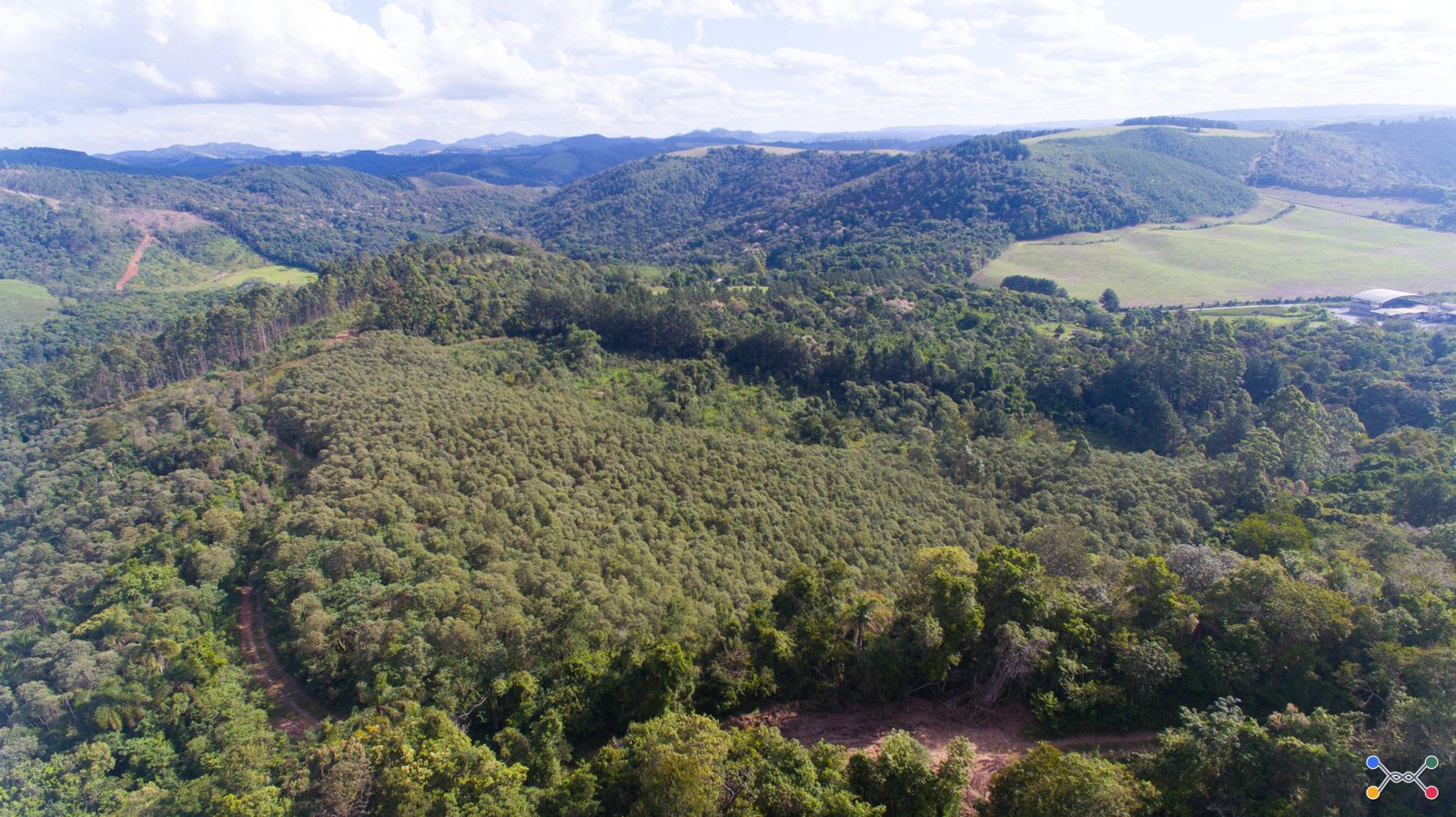 DIREITOS POSSESSÓRIOS SOBRE O IMÓVEL RURAL DENOMINADO "CHÁCARA DO CAMPO", LOCALIZADO EM TERRA BOA- CAMPO MAGRO/PR