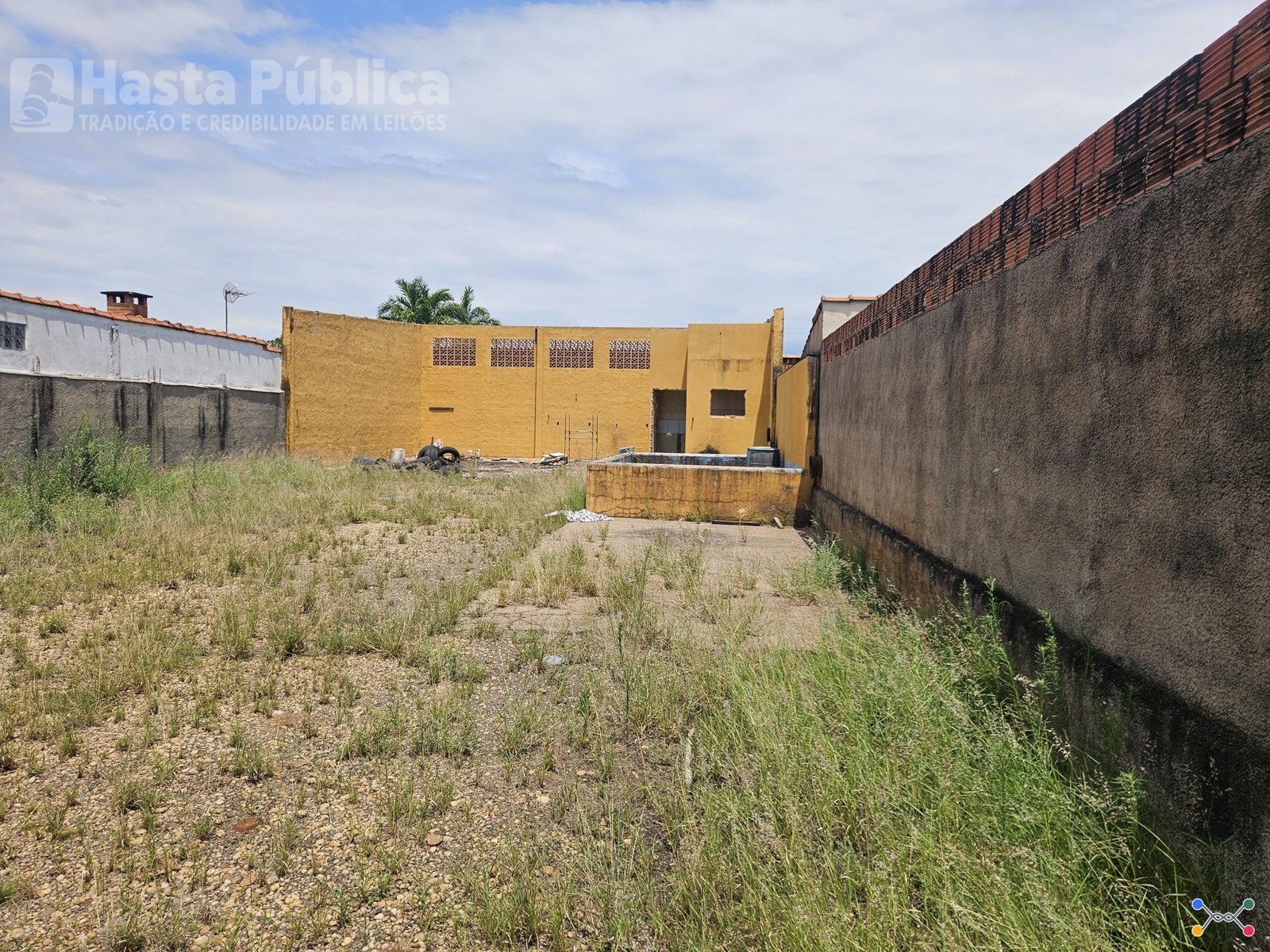 Imovel residencial area total 360m² BrotasSP