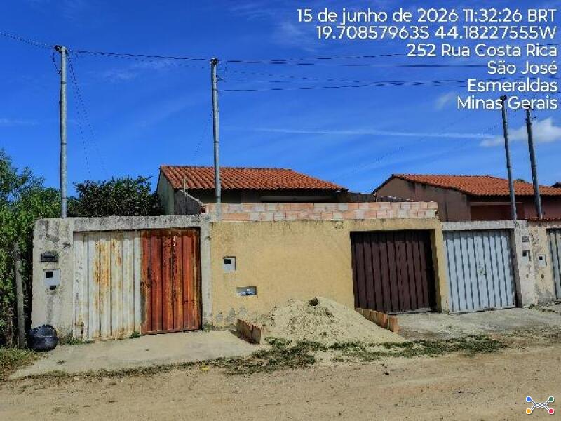 Casa — condominio residencial efraim — esmeraldas/mg
