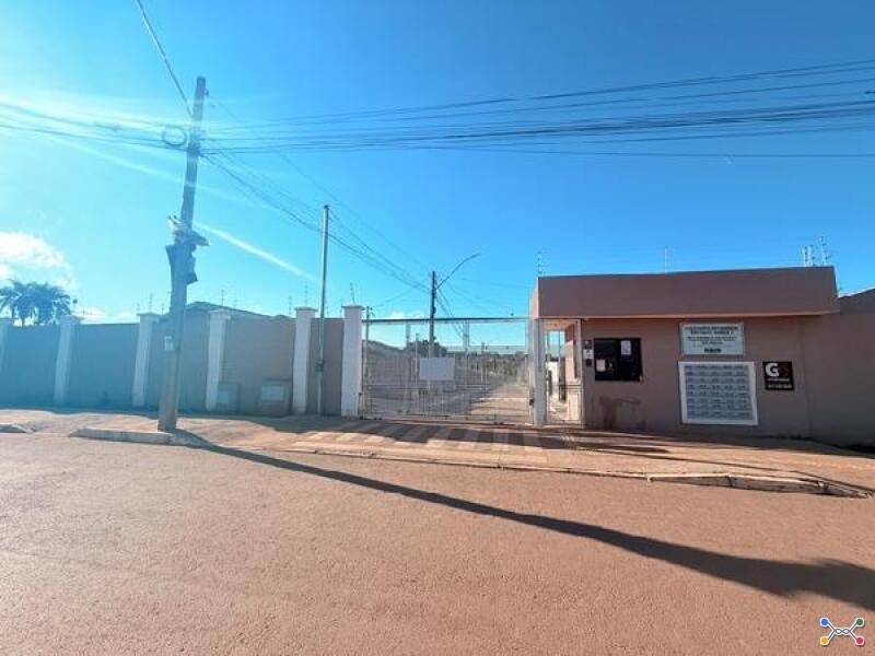Casa — condomínio residencial recanto roriz i — luziania/go