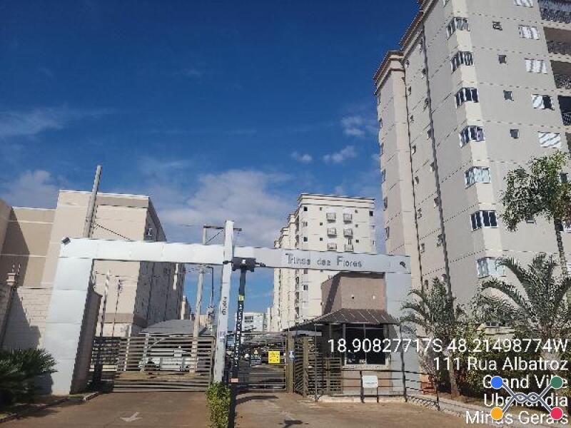 Apartamento — cond parque trilhas das flores — uberlandia/mg