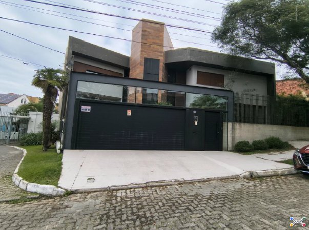 Casa c/ 698,85 m² - pelotas / rs