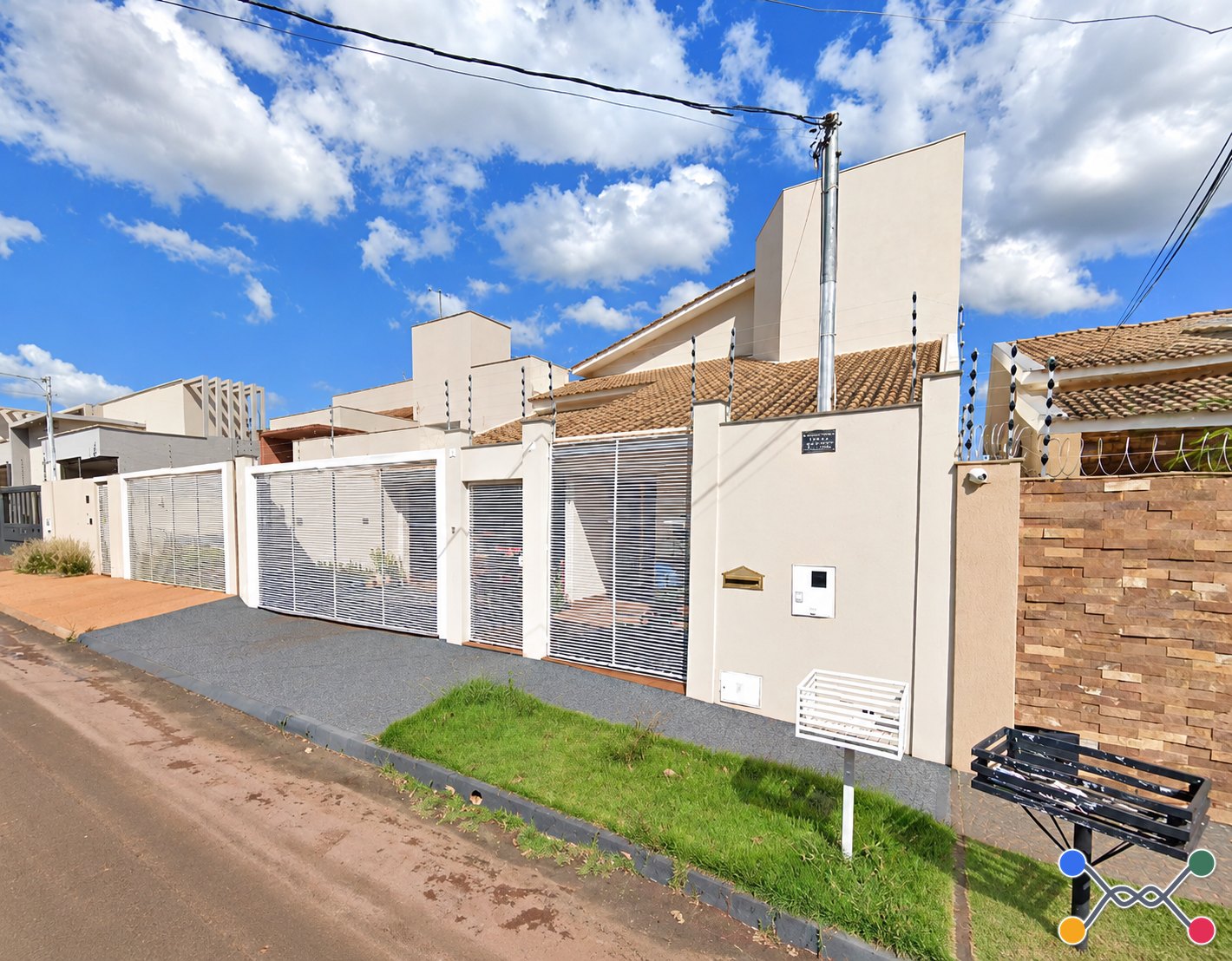 Lote 3: casa com 306,40 m² - residencial interlagos rio verde go