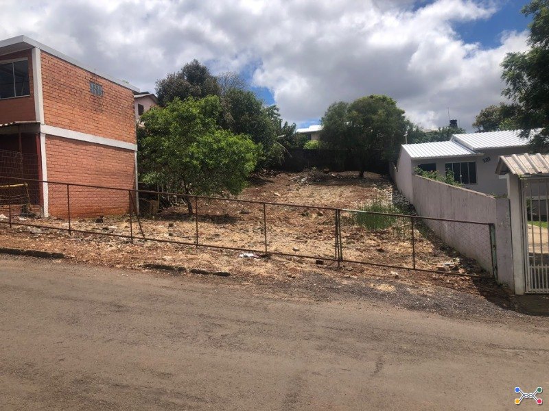 Lote urbano nº 16, da quadra 04, do loteamento petit village, do polígono sul, com área de 360,00m², em erechim/rs