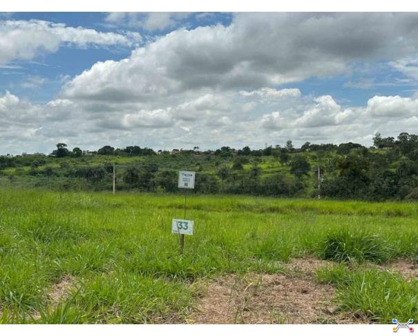 Sicoob - chácara 33, quadra 05, localizada na rua f, no chacreamento espelho d’água, em abaeté/mg, com área total de 1.000,00 m², matrícula nº 29.097 do cri de abaeté/mg.