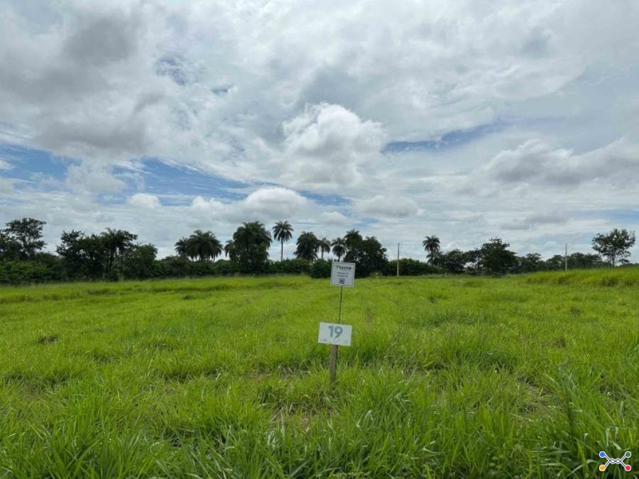 Sicoob - chácara 19, quadra 04, do chacreamento espelho d’água, situada na rua f, em abaeté/mg, com área de 1.000,00 m², matrícula nº 29.050 do cri de abaeté/mg.