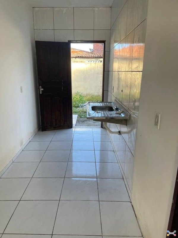 Apto 78m² | Horizonte-CE | Condomínio Novo Horizonte | Malcozinhado - 2 Dormitórios, 1 Banheiro - Financiamento até 420 Meses!