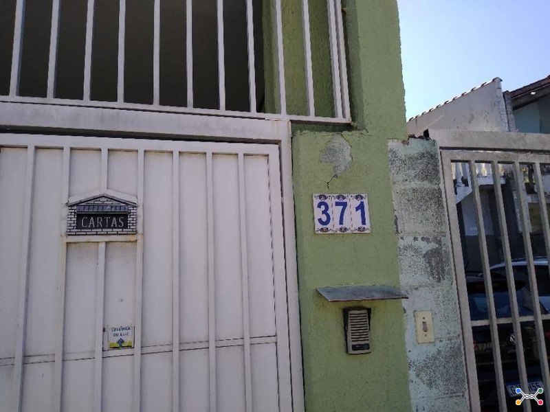 Casa 196m² com Terreno 152m² | Cotia-SP | 3 Dorms. Próx. Thermas da Mata | Animália Park | Rodovia Raposo Tavares | Financiamento até 420 Meses!