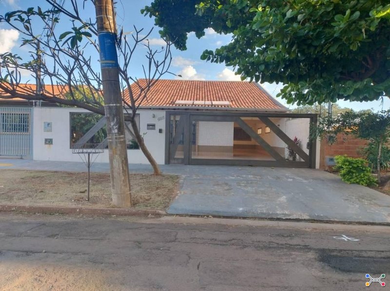 Casa 228m² | Campo Grande-MS | Bairro Panamá - Próxima ao Aeroporto Internacional - Financiamento até 420 Meses!