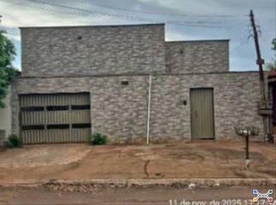Casa 250m² com Terreno 300m² | Iporá-GO | Vila Brasília - Ampla com 5 Dorms, 4 Banheiros e 2 Vagas - Financiamento até 420 Meses!