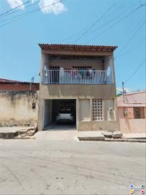 Casa 263m² com Terreno 176m² | Bacabal-MA | Centro | Oportunidade - Próx. à Praça Silva Jardim e Av. Magalhães de Almeida - Financiamento até 420 Meses!