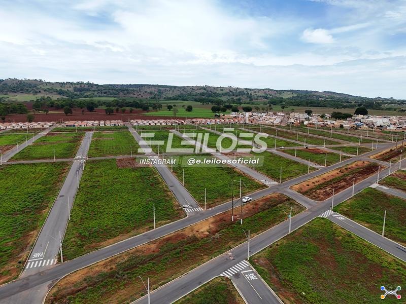 Terreno s/ benfeitoria, área 200m² - Guimarânia/MG