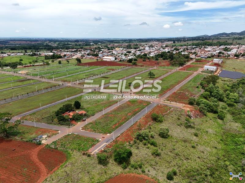 Terreno s/ benfeitoria, área 418,38m² - Guimarânia/MG