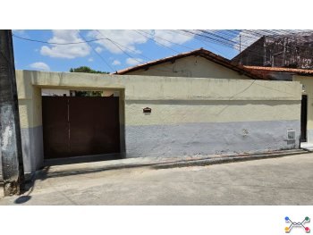 Casa - Fortaleza / CE - Guajeru Travessa Antônio Magalhães, 436