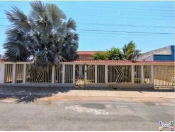 Casa - São Luís de Montes Belos / GO - Setor Inical Avenida Cidade De Goiais, s/n
